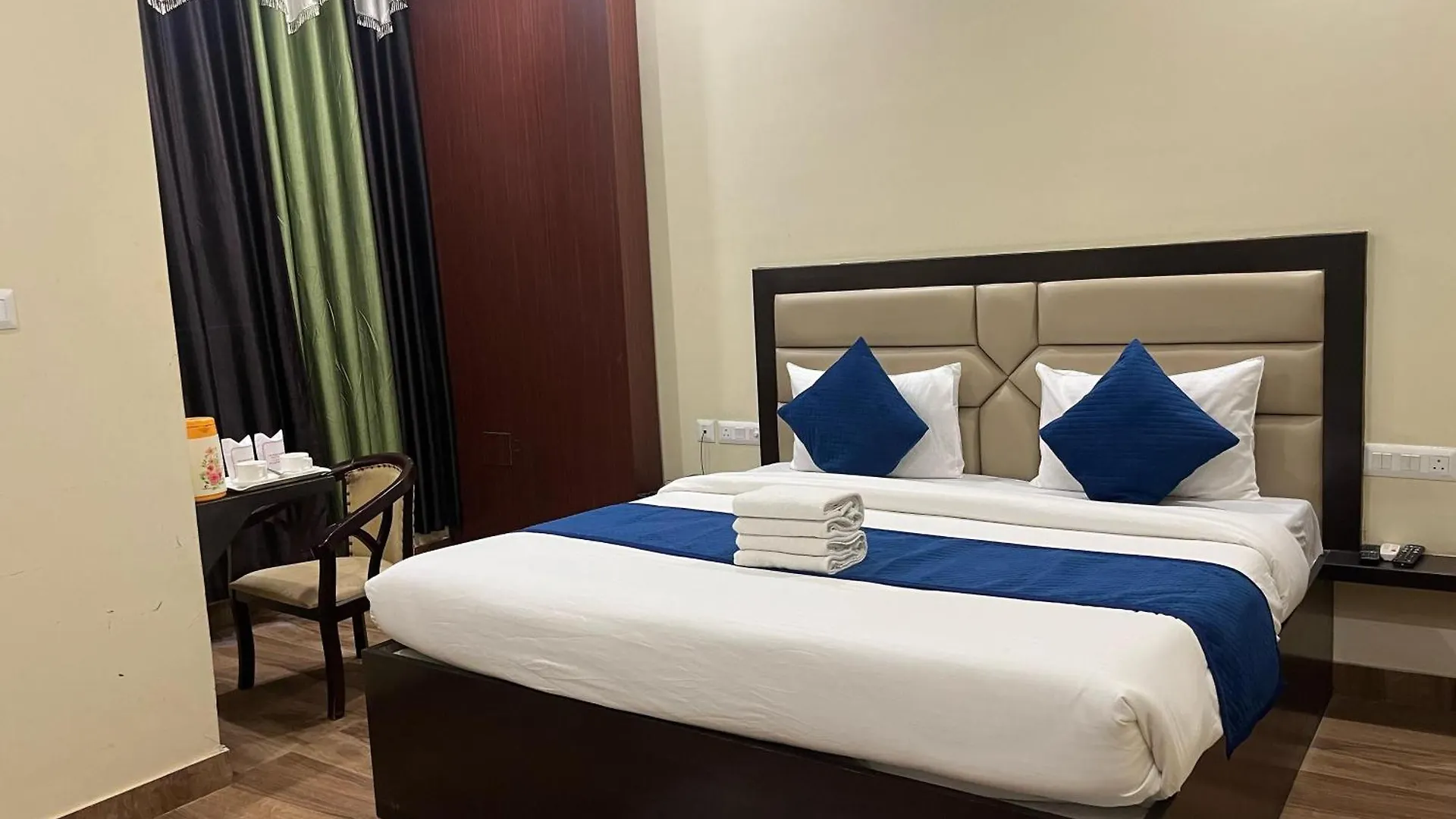 Hotel Mayur Palace, Agra Agra